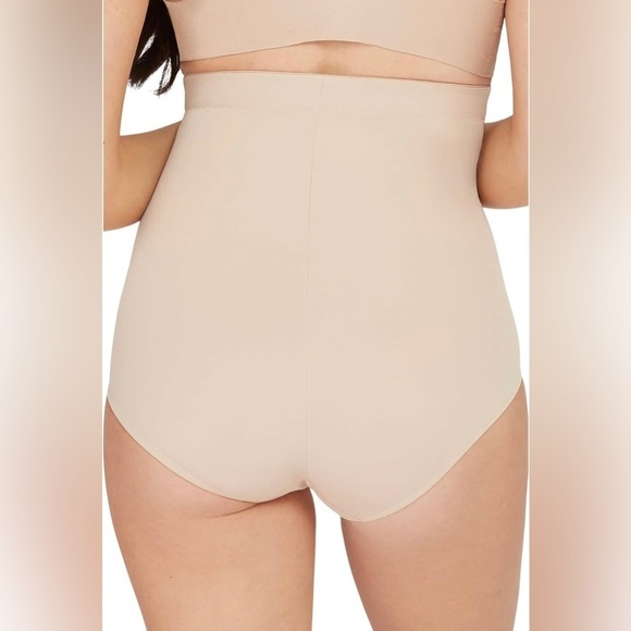 Spanx Assets Shaping Panty Brief Sz Large High Waist - Picture 2 of 7